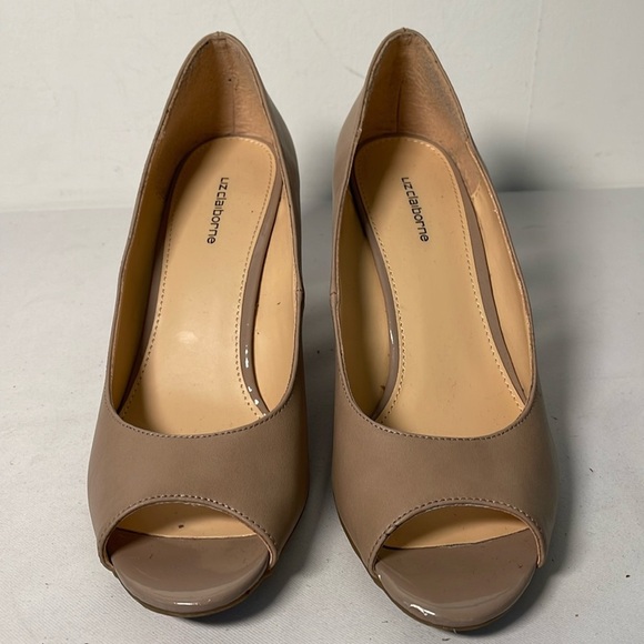 Liz Claiborne Shoes - Liz Claiborne Tan Wedge Peep Toe Heel Size 8
